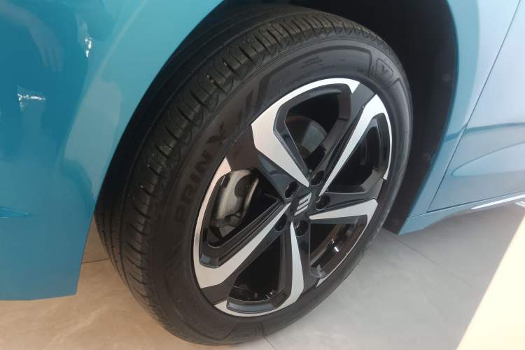 Used JMEV GSE 2023 Standard Range Industry Edition
