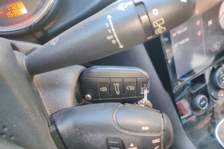 Used Peugeot 3008 2013 1.6THP Automatic Trend Edition
