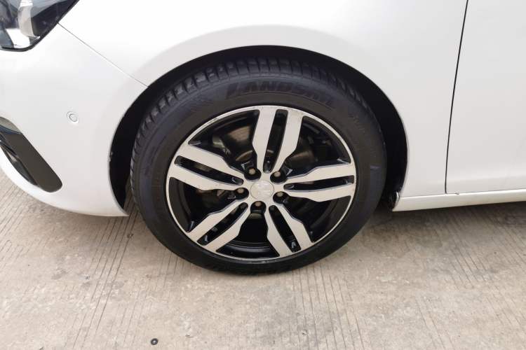 Used Peugeot 308 2016 350THP Automatic Prestige Edition
