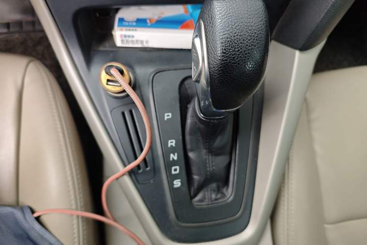 Used Ford Focus 2015 Sedan 1.6L Automatic Comfort Model Gear Lever