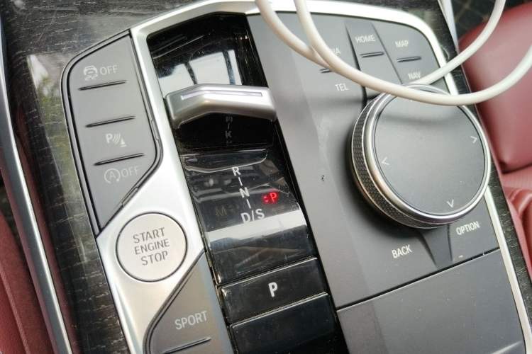 Used BMW 3 Series 2023 325Li M Sport Package Gear Lever