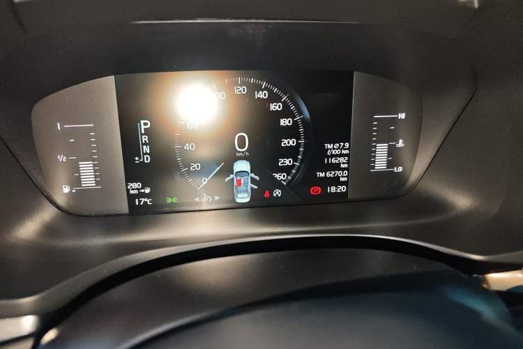 Used Volvo S60 2020 T4 Zhiyi Luxury Edition Odometer Close Up