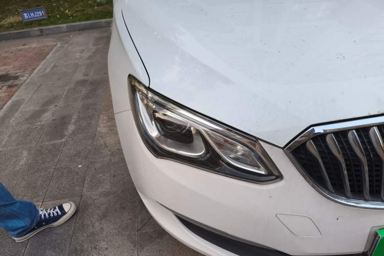 Used Buick GT 2015 15N Automatic Elite Version