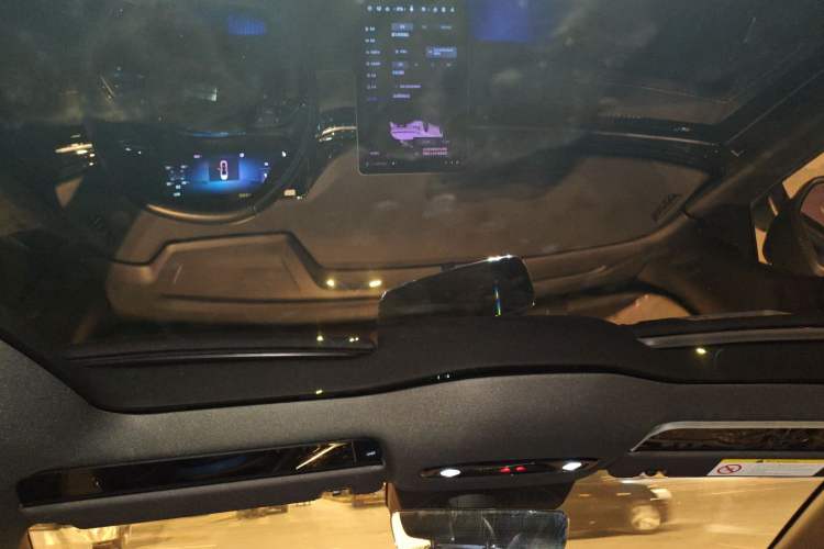 Used Geely Galaxy L6 2024 125km Creative Edition
