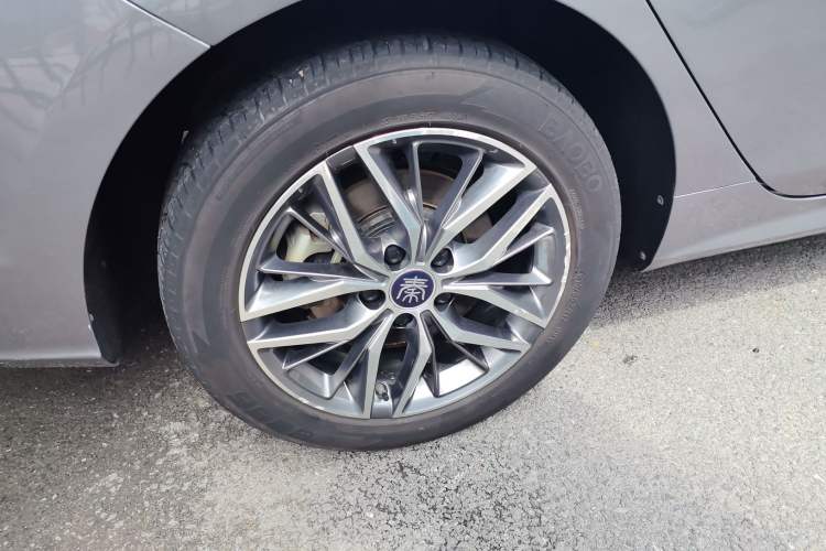 Used BYD Qin PLUS 2023 Champion Edition EV 420KM Leading Model