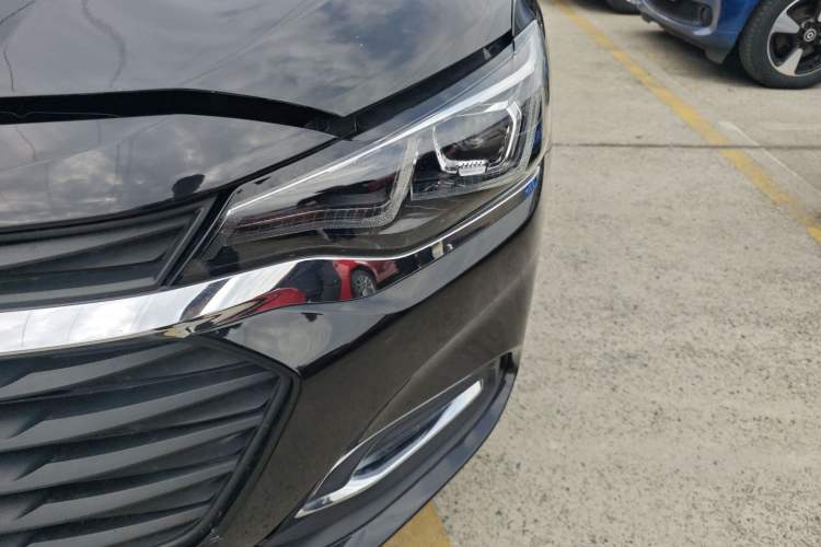 Used Chevrolet Monza 2022 320 Automatic Enjoyment Sunroof Version
