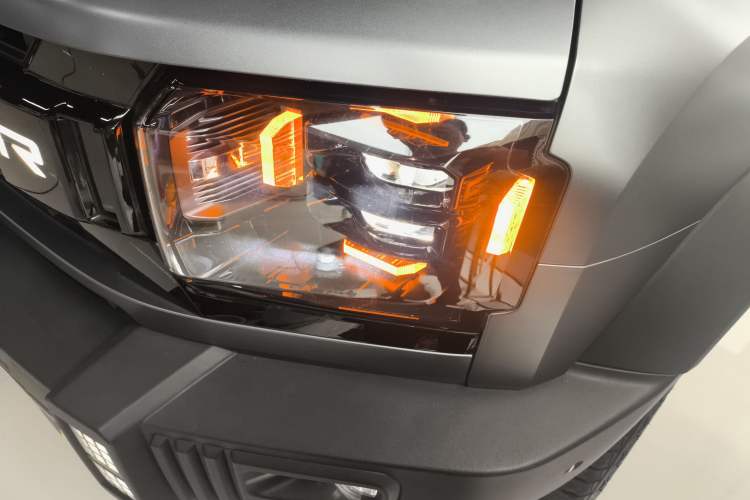 Used JETOUR Traveler 2023 2.0T All-Wheel Drive CrossPRO+