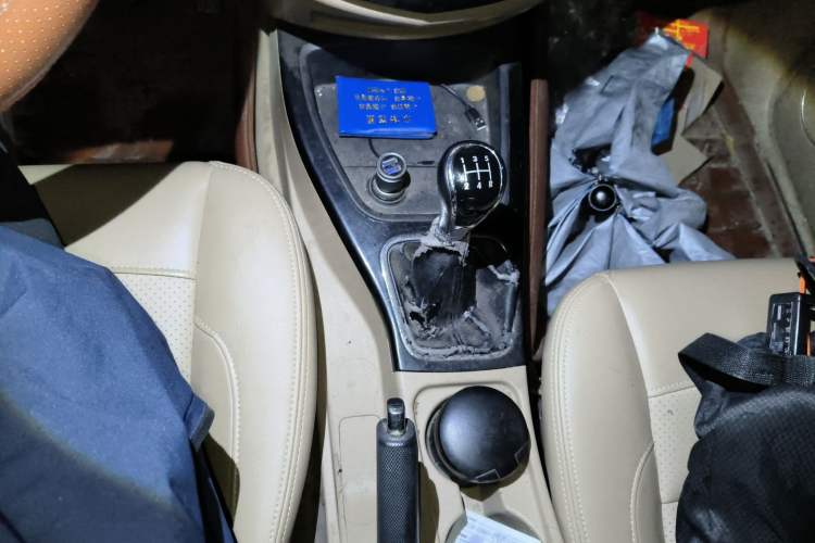 Used Wuling Hongguang 2015 1.5L S1 Comfort China V Standard
