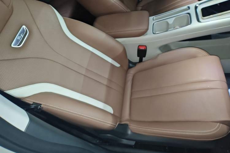 Used Wuling Bingo S 2025 Model 325km Deluxe Edition