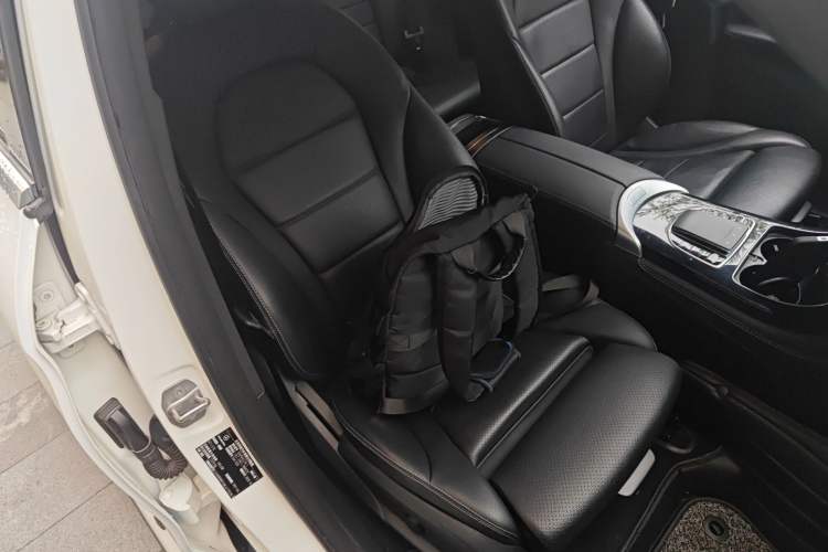 Used Mercedes-Benz GLC 2021 GLC 260 L 4MATIC Dynamic Edition Right Front Seat