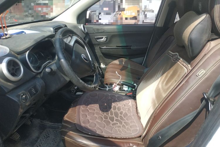 Used SWM X3 2021 1.5L Manual Comfort Version 7 Seats Left Front Seat