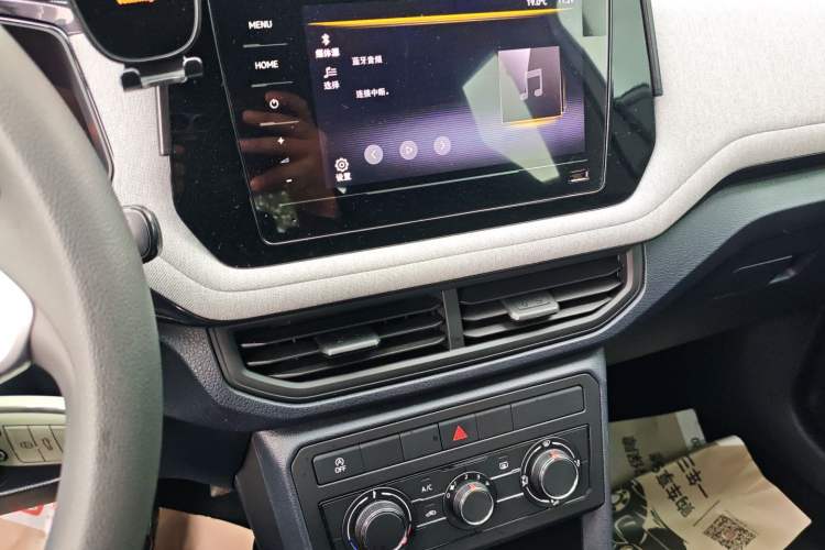 Used Volkswagen Tharu 2025 New Sharp 1.5L Sharp Edition Audio And AC Panel