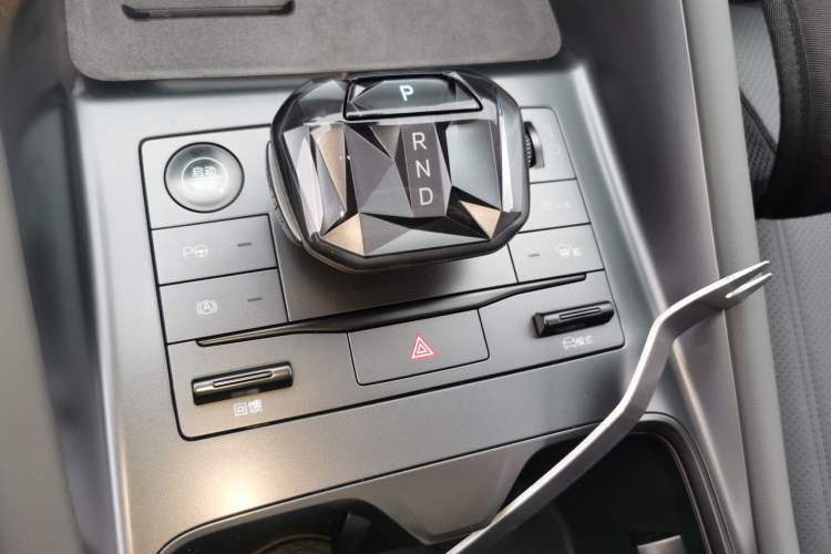 Used BYD Song L EV 2025 Intelligent Driving Version 662 km LiDAR Excellence Edition