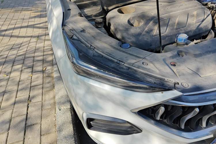 Used CHANGAN OSHAN X5 2021 1.5T DCT Prestige Edition Right Front Headlight