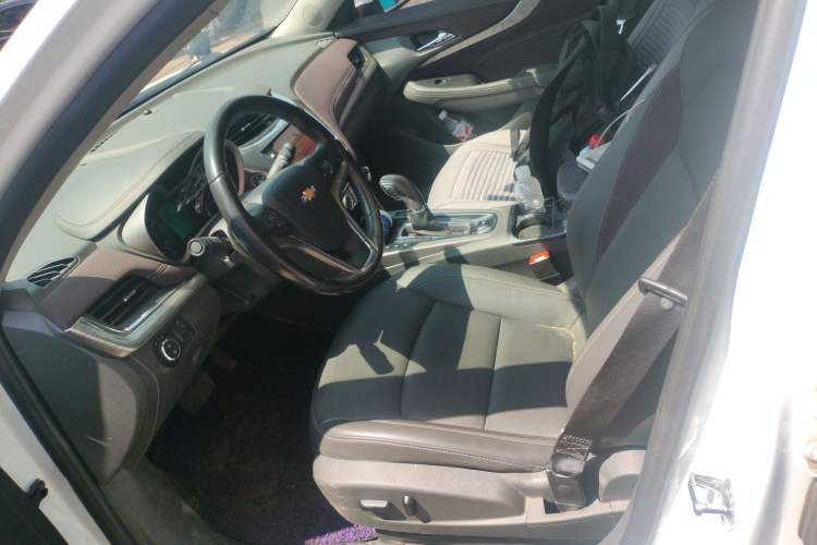 Used Chevrolet Malibu 2017 1.5T Automatic Luxury Edition Left Front Seat