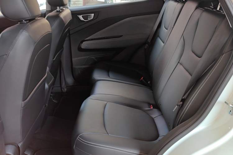 Used Wuling Alvez 2022 1.5L CVT Comfort Edition