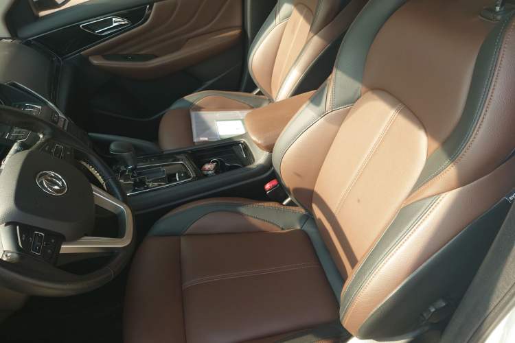 Used Dongfeng Aeolus AX7 2018 Classic 1.6T Automatic Luxury Model