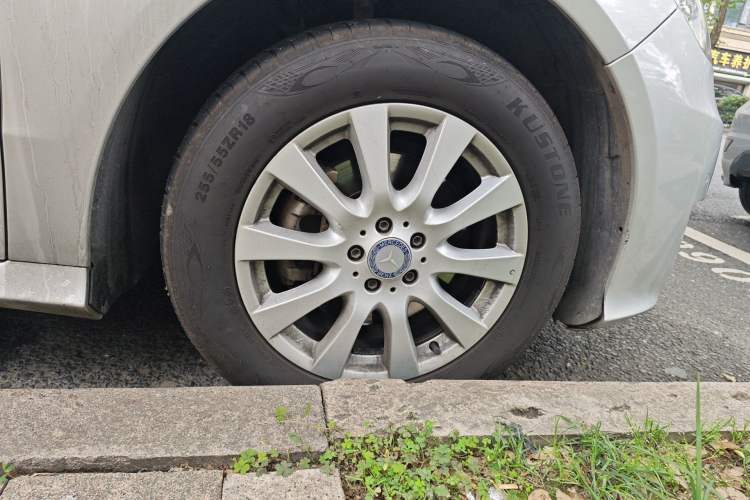 Used Mercedes-Benz R-Class 2017 R 320 4MATIC Business Edition Prestige Model