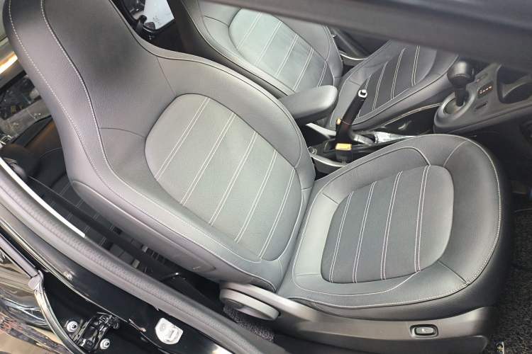 Used smart forfour 2016 0.9T 66 kW Pioneer Edition
