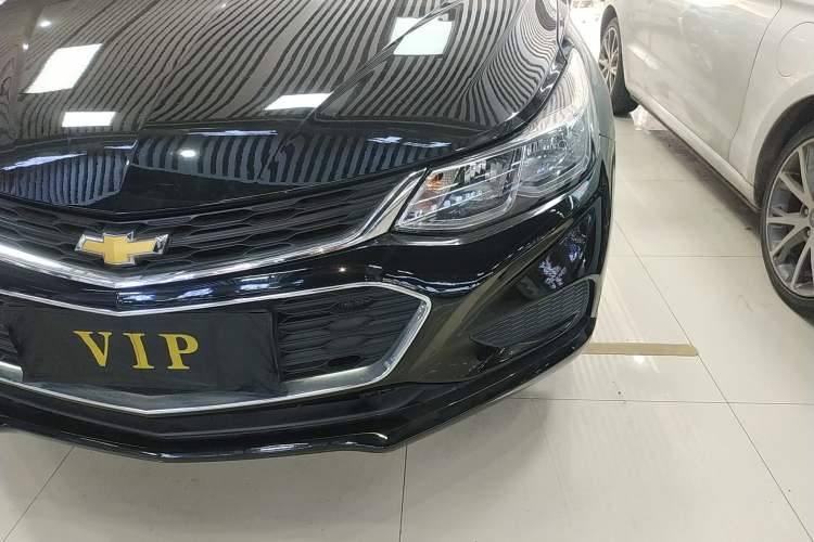 Used Chevrolet Cruze 2018 320 Automatic Pioneer Sunroof Edition Left Front Headlight