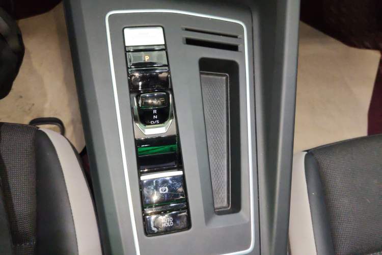 Used Volkswagen Golf 2023 Facelift 280TSI DSG Pro
