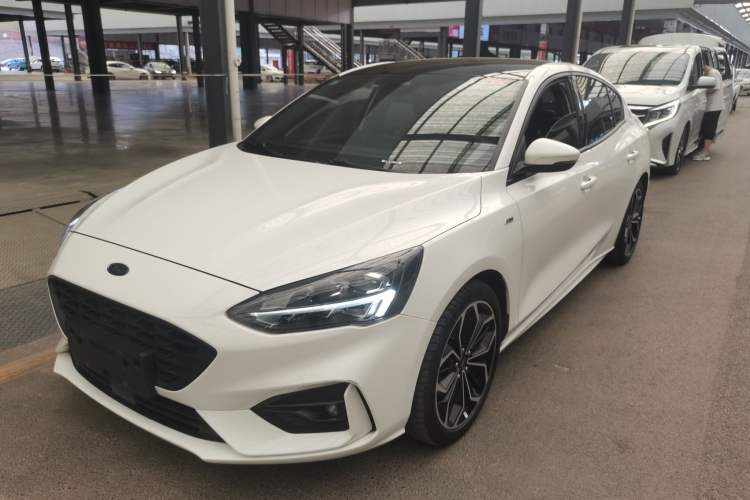 Used Ford Focus 2020 Sedan EcoBoost 180 Automatic ST Line