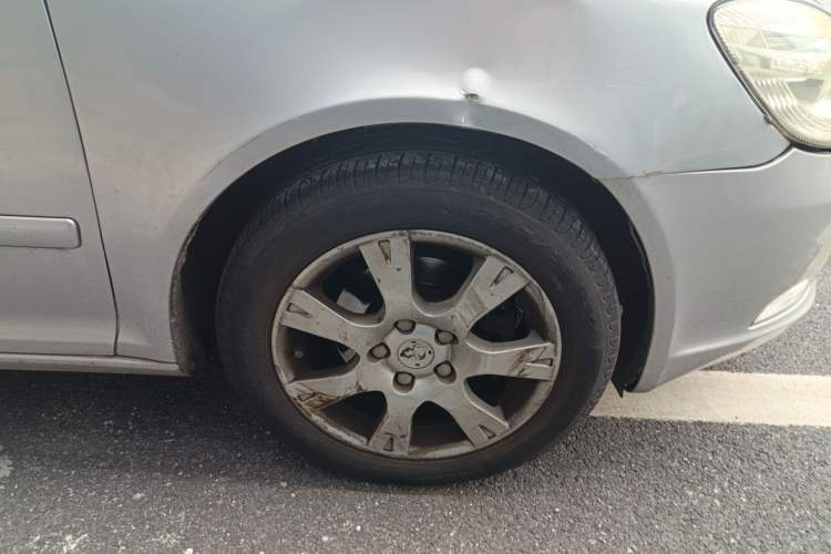 Used Skoda Octavia 2012 2.0L Automatic Yijie Version Right Front Wheel Hub