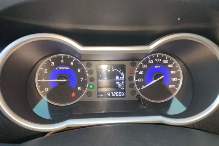 Used Dongfeng Aeolus AX3 2016 1.5L Manual ZhiKu Model
