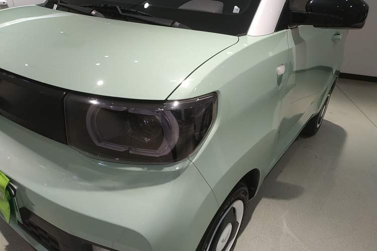 Used Wuling Hongguang MINIEV 2022 Macaron Premium Model – Lithium Iron Phosphate
