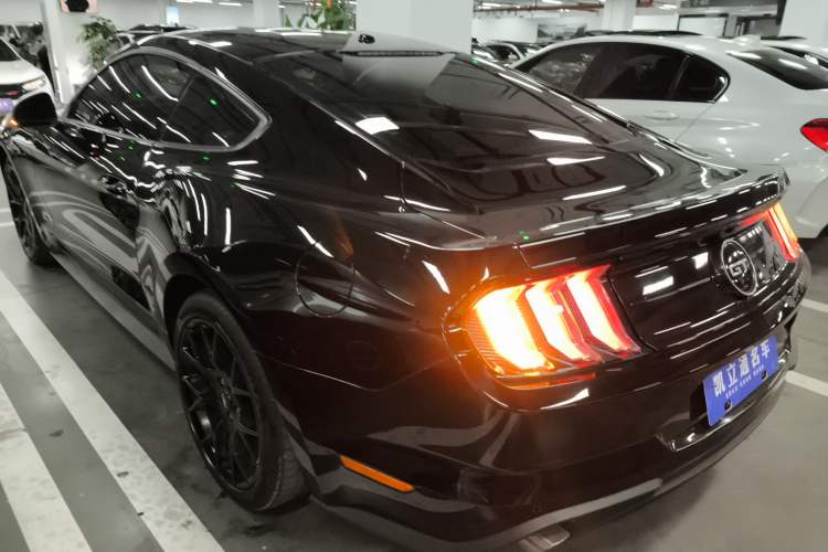 Used Ford Mustang 2020 2.3L EcoBoost Rear Left 45 Deg