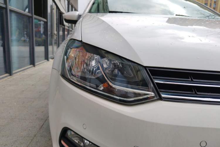 Used Volkswagen Polo 2014 1.6L Automatic Luxury Edition