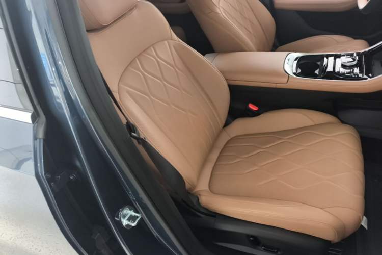 Used Geely Galaxy A7 2025 Model EM-i 150km Starship Edition
