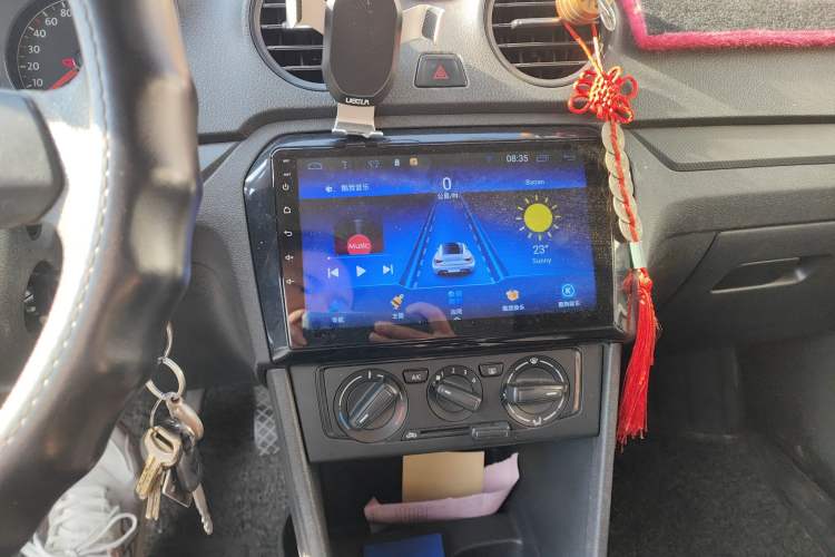 Used Volkswagen Jetta 2013 1.4L Manual Fashion Model