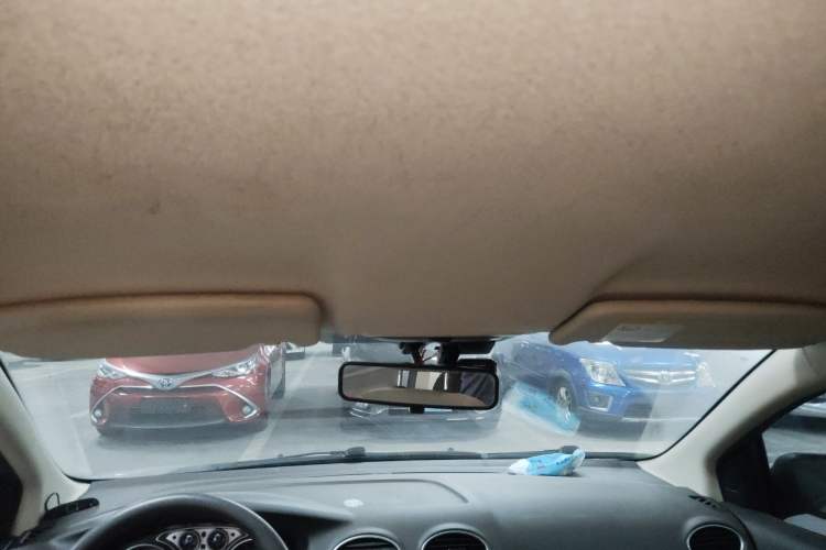 Used Ford Focus 2013 Sedan Classic 1.8L Manual Base Model Headliner