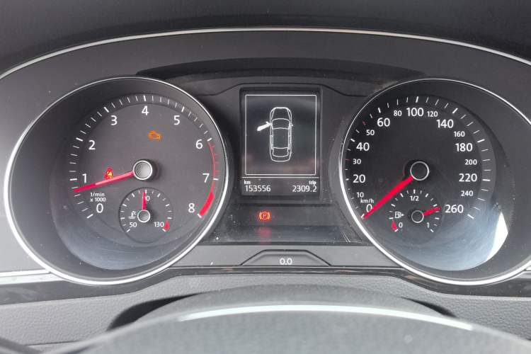 Used Volkswagen Magotan 2017 330TSI DSG Leading Model
