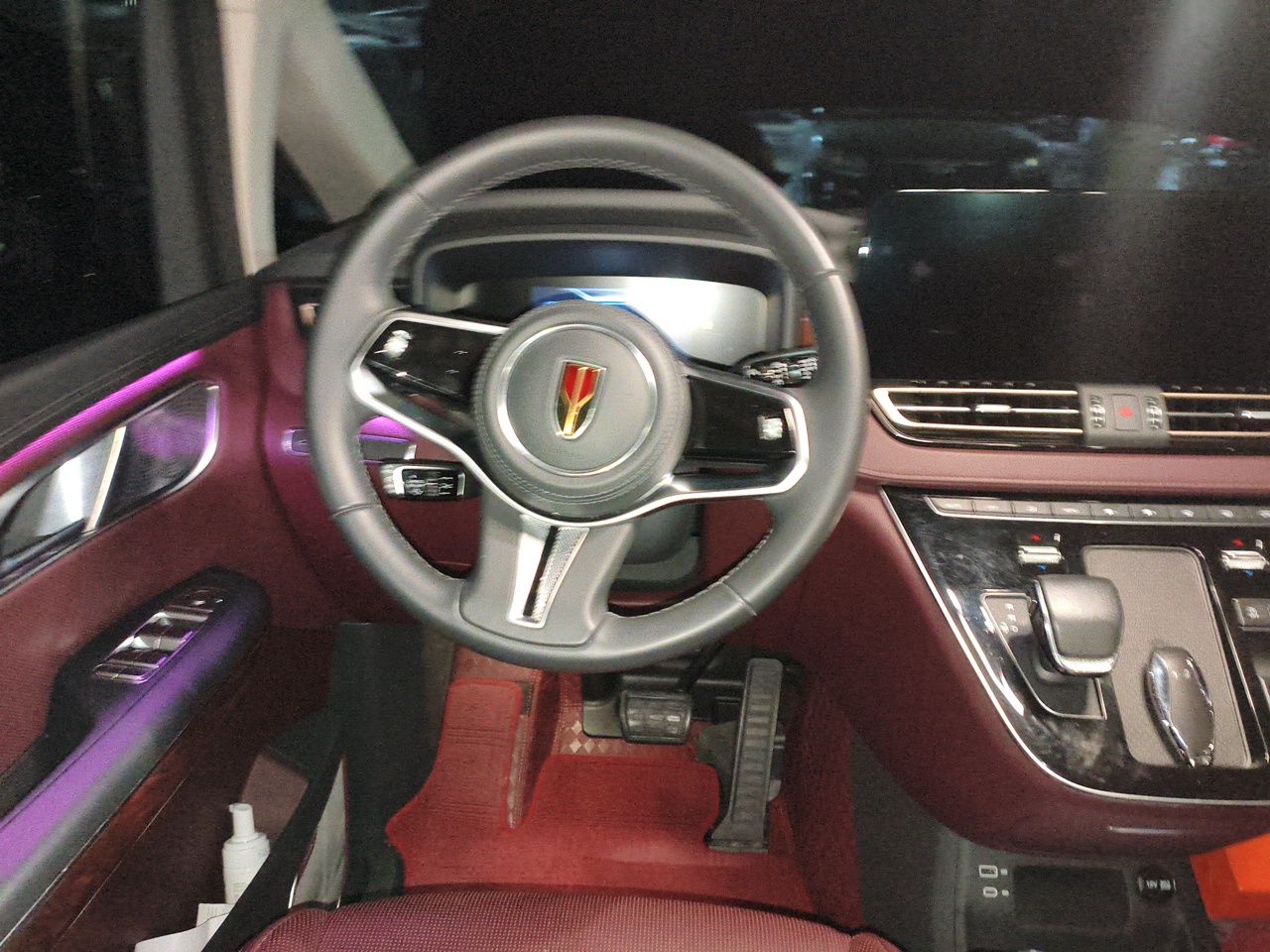 Hongqi HQ9 2023 2.0T Smart Connect Flagship Edition - Chinese Trim Chang — снимка 10