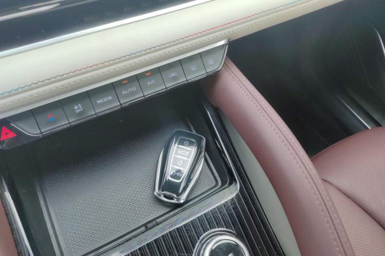 Used Geely Auto Monjaro L 2021 2.0TD DCT EVO Two-Wheel Drive Prestige Version