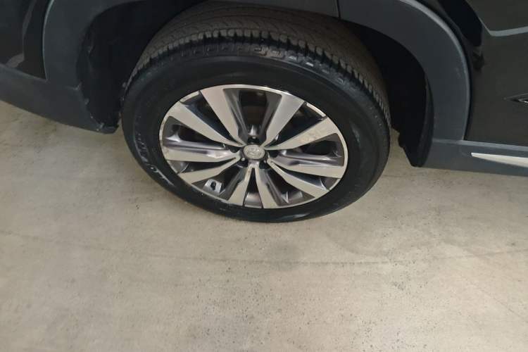 Used Changan CS95 2017 2.0T Two-Wheel Drive Zhitu Edition