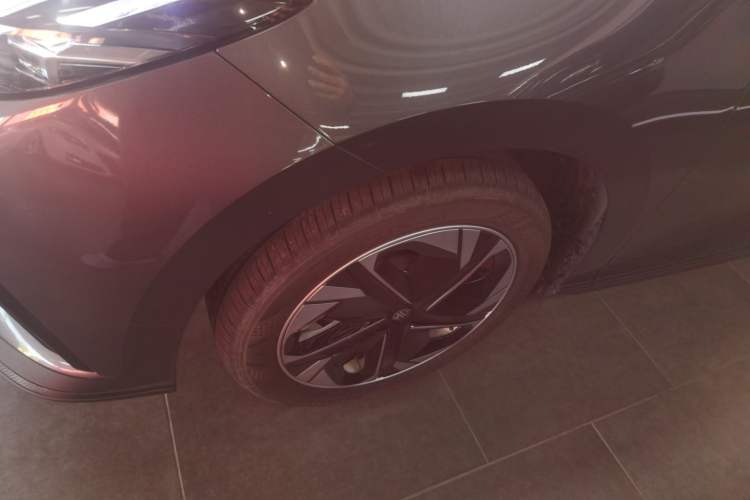 Used MG 4 EV 2023 415 km Range Sea-Faring Champion Edition