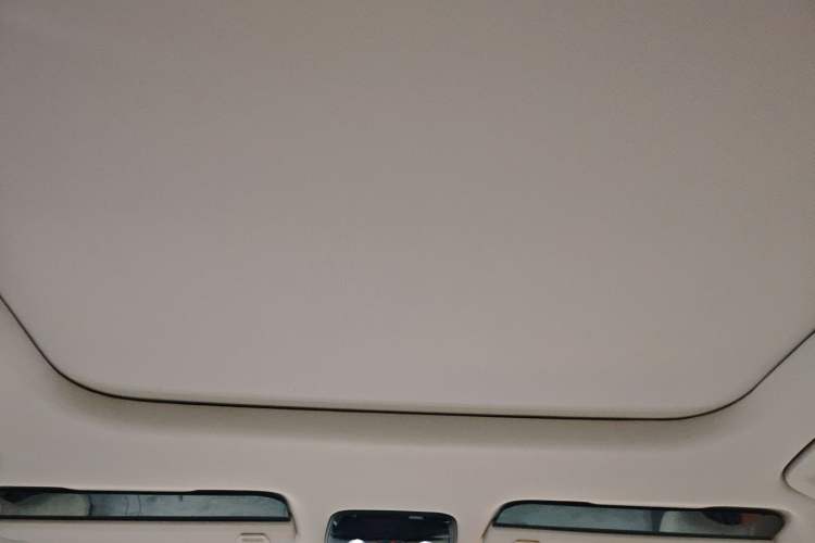 Used Lynk & Co 06 EM-P 2023 EM-P 126 Long-Range Halo Headliner