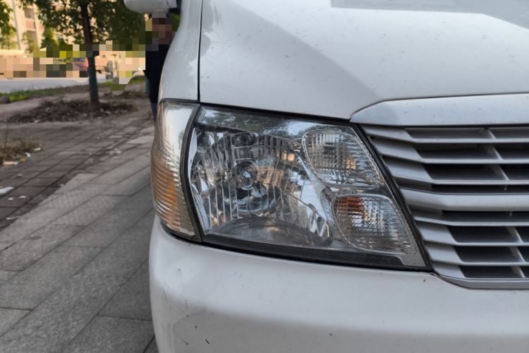 Used Jinbei Express 2020 2.0L China VI Standard Practical 6-Seater G6P-5 1TZS