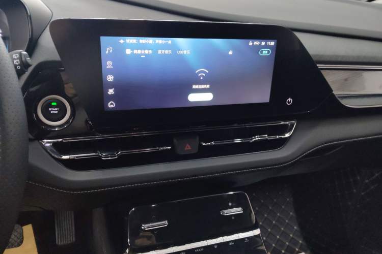 Used Wuling Victory 2022 Revised Version 280T 1.5T CVT Flagship Edition
