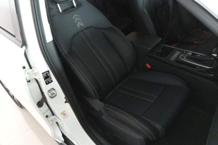 Used GAC Trumpchi GS4 2022 270T Automatic Smart Drive Navigation Edition (Upgraded Version) Right Front Seat