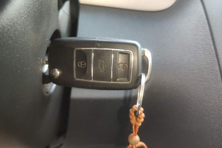 Used Volkswagen Touran 2014 1.4T DSG 30th Anniversary Edition
