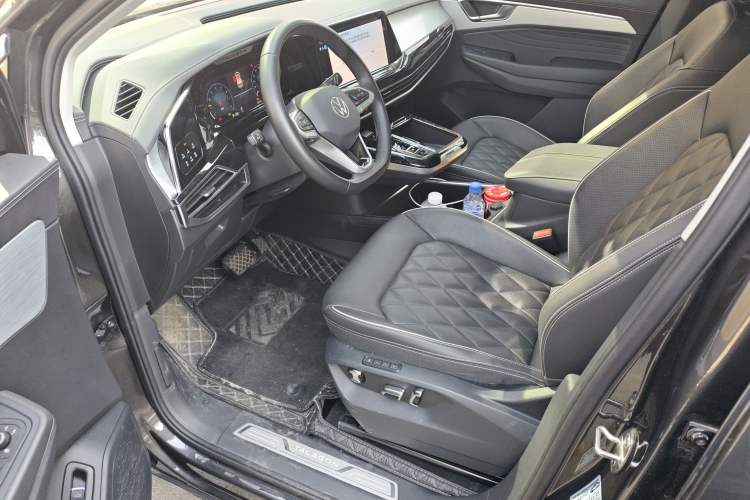 Used Volkswagen Talagon 2023 Facelift 380TSI All-Wheel-Drive Flagship Shengjing Edition 6 Seats