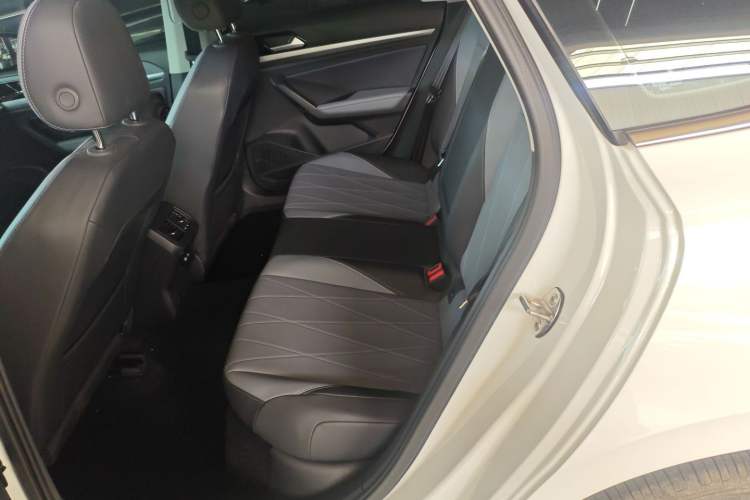 Used Volkswagen Lavida 2024 1.5L Automatic Starry Sky 5 Million Edition