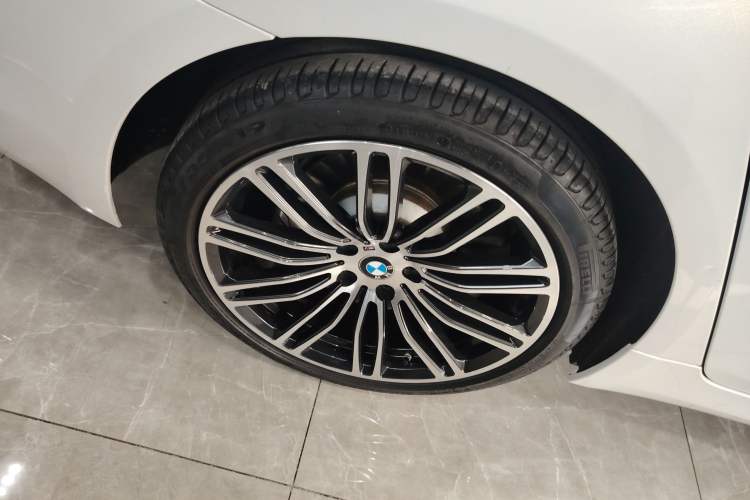 Used BMW 5 Series New Energy 2020 Mileage Upgrade Version 530Le Luxury Package