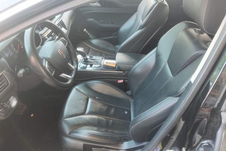 Used Hongqi H5 2019 30TD Dynamic Edition
