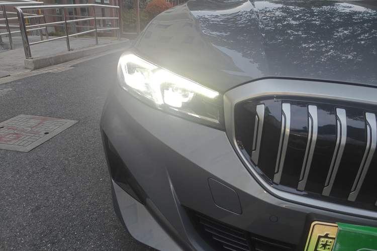 Used BMW i3 2022 eDrive 35 L Right Front Headlight