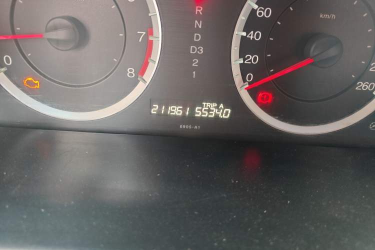 Used Honda Accord 2011 2.0L EX Odometer Close Up